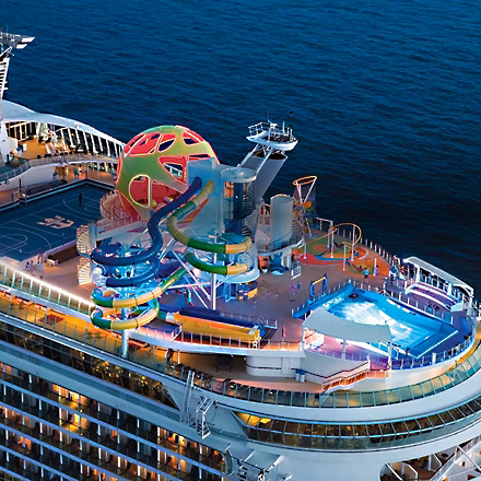 mariner-MA-night-lights